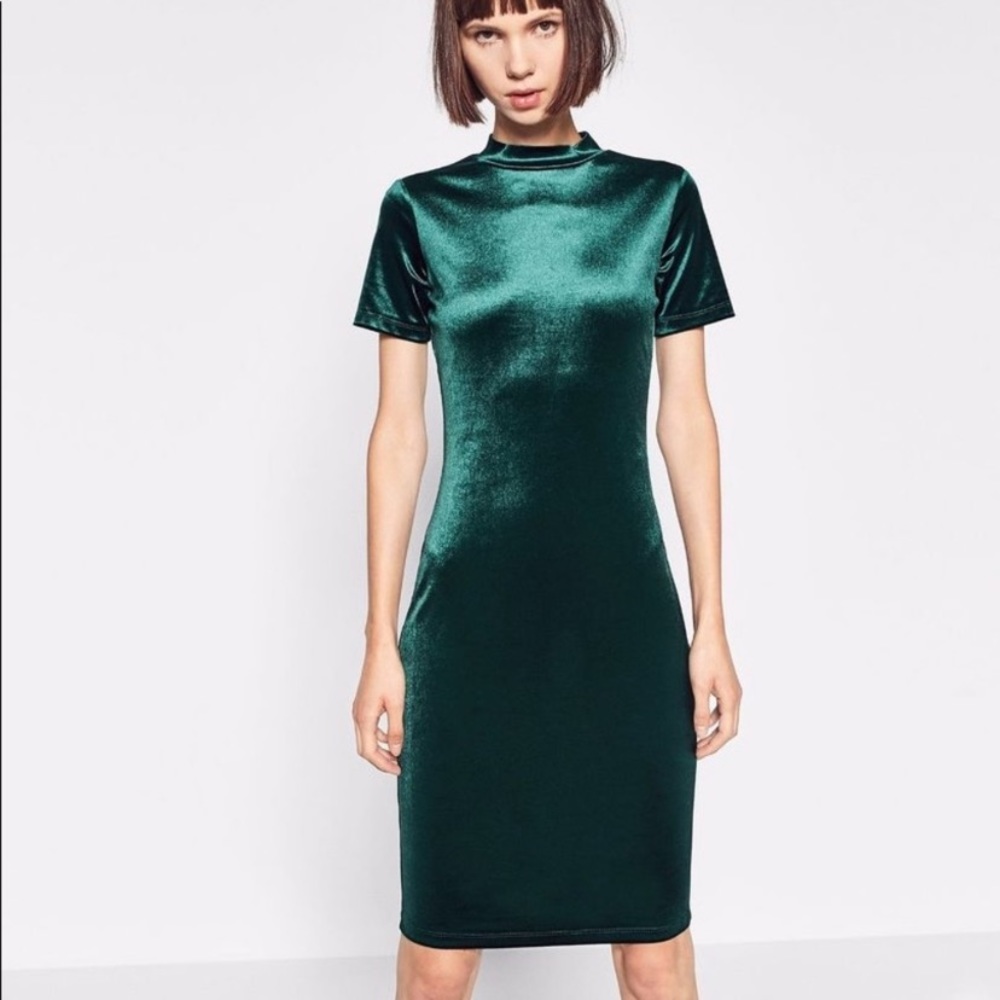 Zara Trafaluc green velvet dress sz M